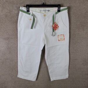 Dockers Pants Womens 10 White Soft Capri Belted Truly Slimming Stretch NEW